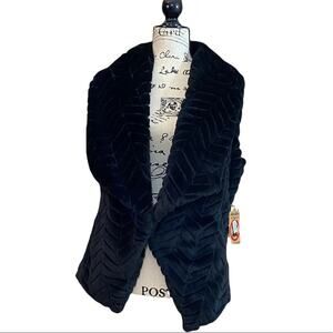 Joujou Faux Vegan Fur Vest with Pockets Medium